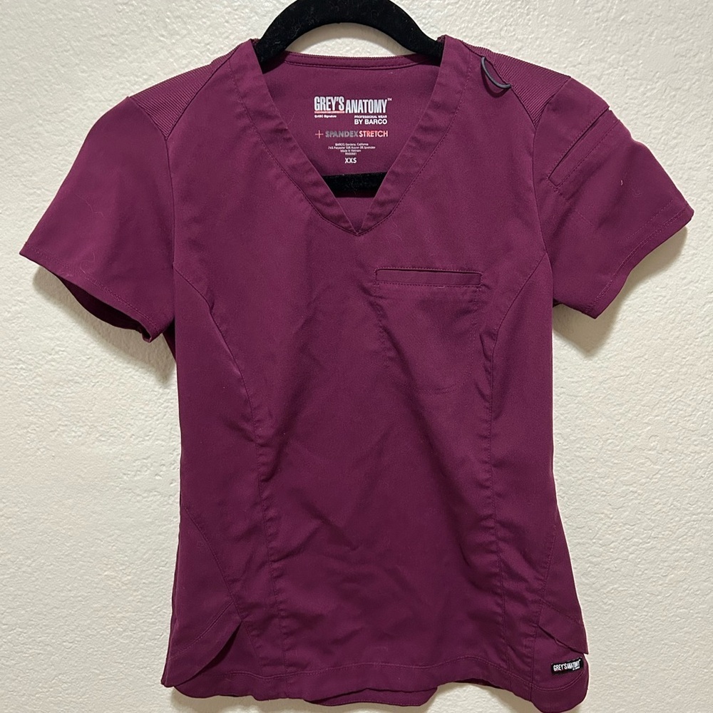 Grey’s Anatomy by Barco Spandex Stretch Scrub Top Plum Purple XXS Nursing